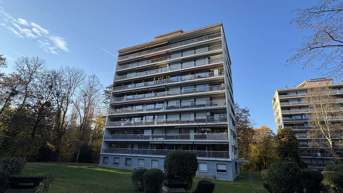 Appartement à JACOB-BELLECOMBETTE