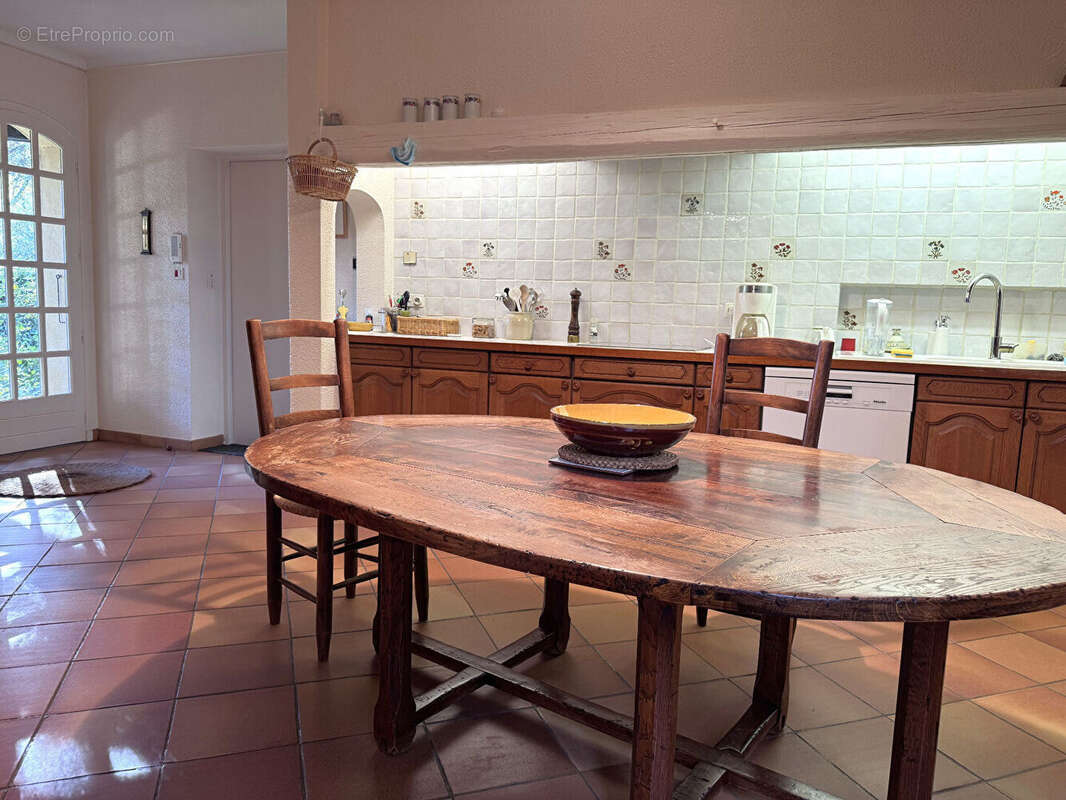 Maison à VILLENEUVE-LES-AVIGNON