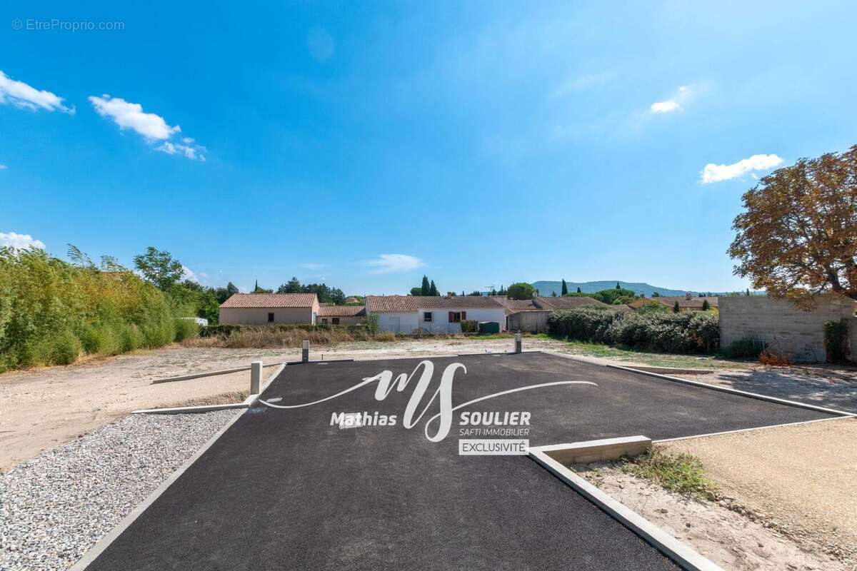 Photo 2 - Terrain à MALLEMORT