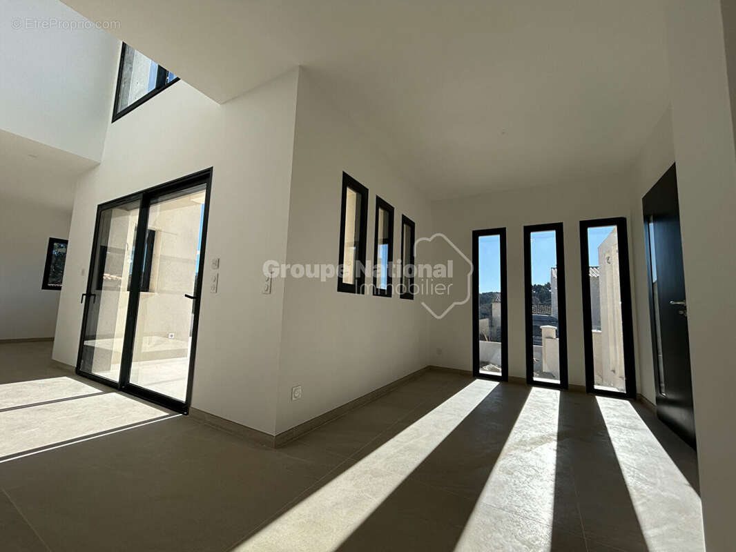 Maison à VAISON-LA-ROMAINE