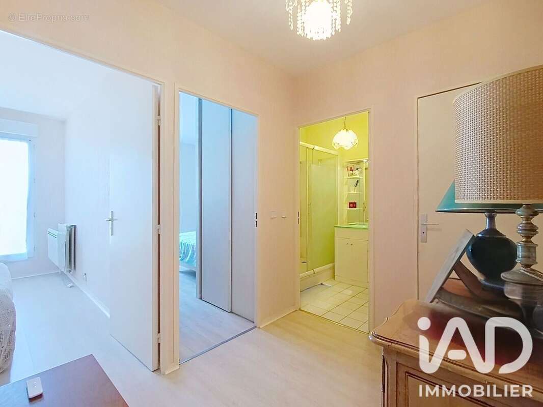 Photo 7 - Appartement à LE PLESSIS-TREVISE