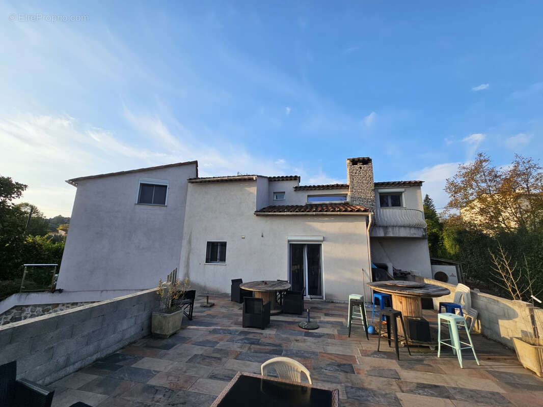 Maison à PEYMEINADE