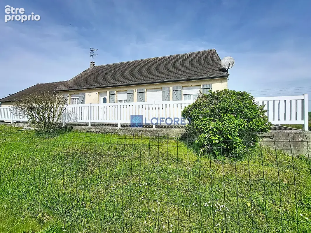 Maison à MAYOT