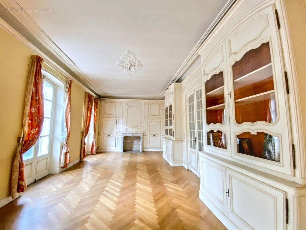 Maison à GOND-PONTOUVRE