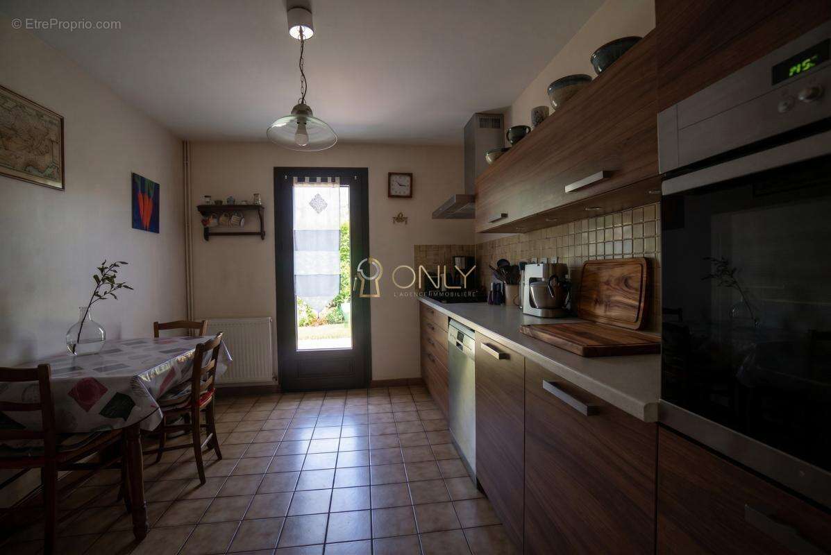 Poleymieux-au-Mont-d'Or-Maison- 116m²-4 pièces - photo 7