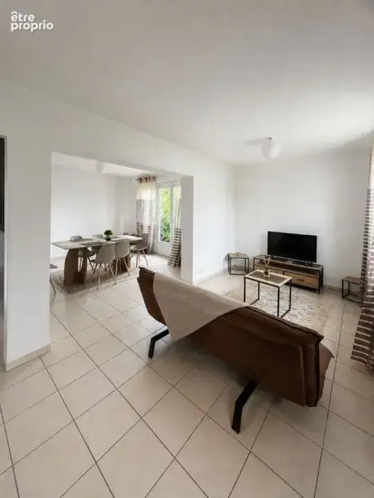 Maison 5 pièces 76 m² à vendre à Mondeville (14120) - photo 5