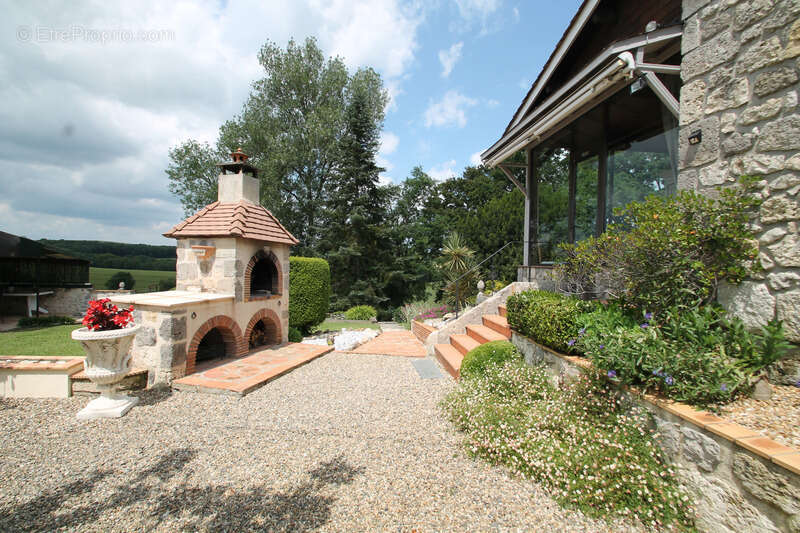 Maison à CASTELJALOUX