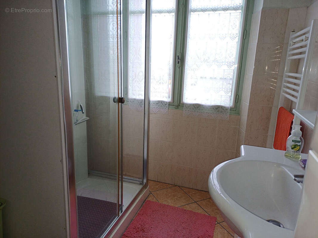 Maison à LACAPELLE-MARIVAL