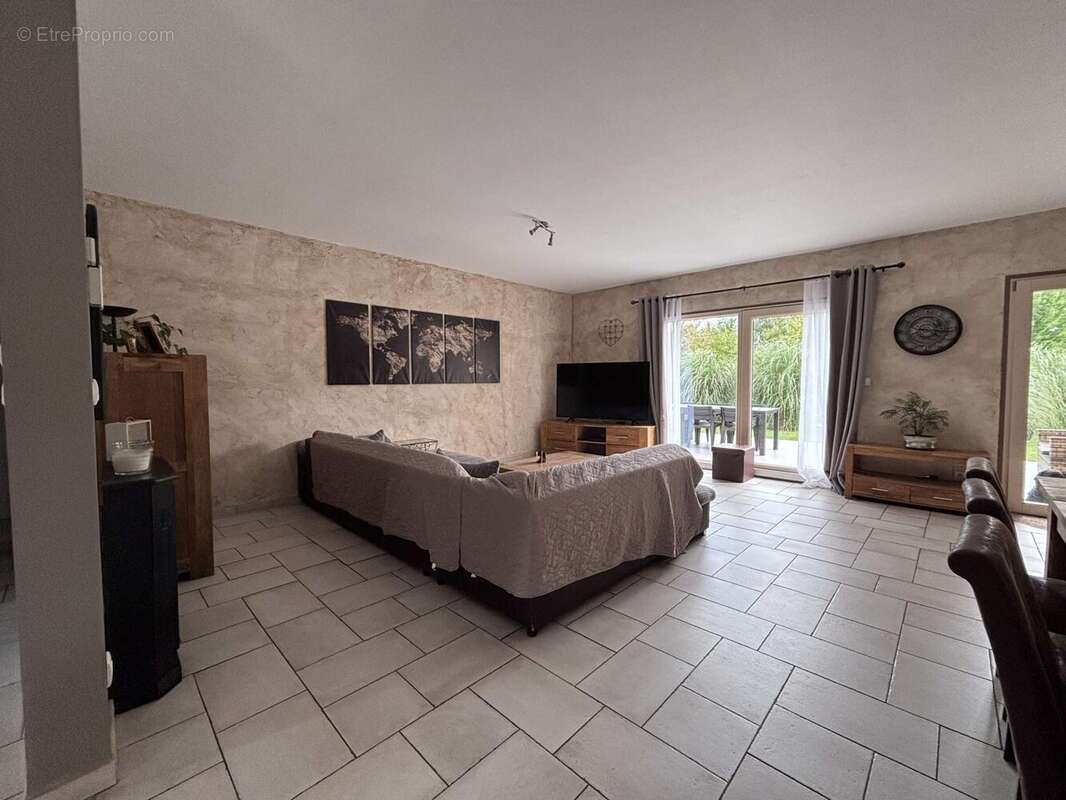 Maison à REVIGNY-SUR-ORNAIN