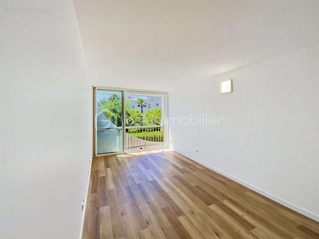 Appartement à LA GRANDE-MOTTE