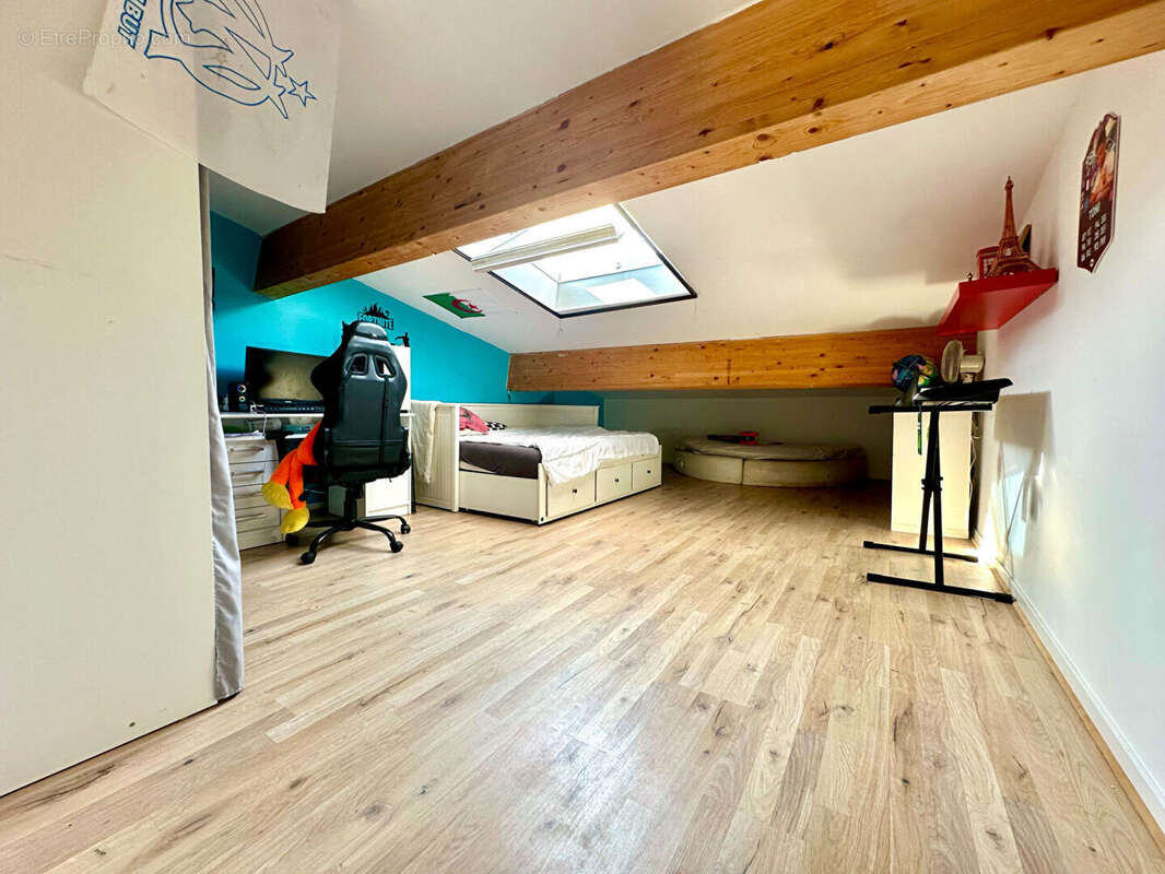 Maison à SEPTEMES-LES-VALLONS