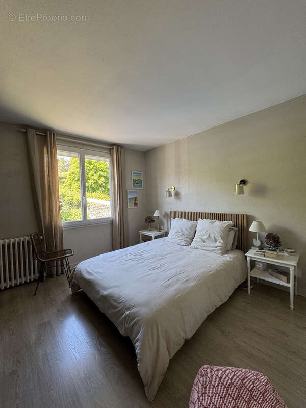 Maison à AIGUILHE