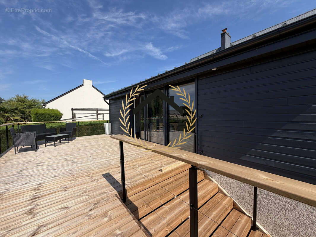 Maison 128 m² à Angerville-La-Martel  - photo 2