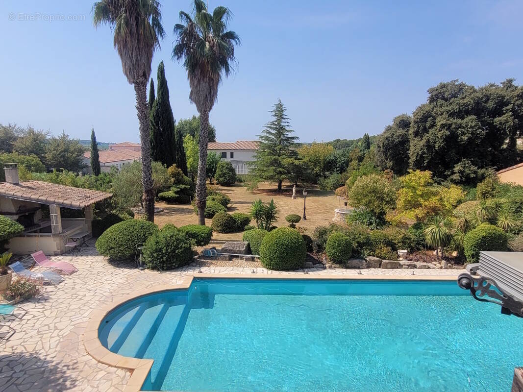 Maison 9 pièces 251 m² · à Meze · 251 m² · 799 000 €