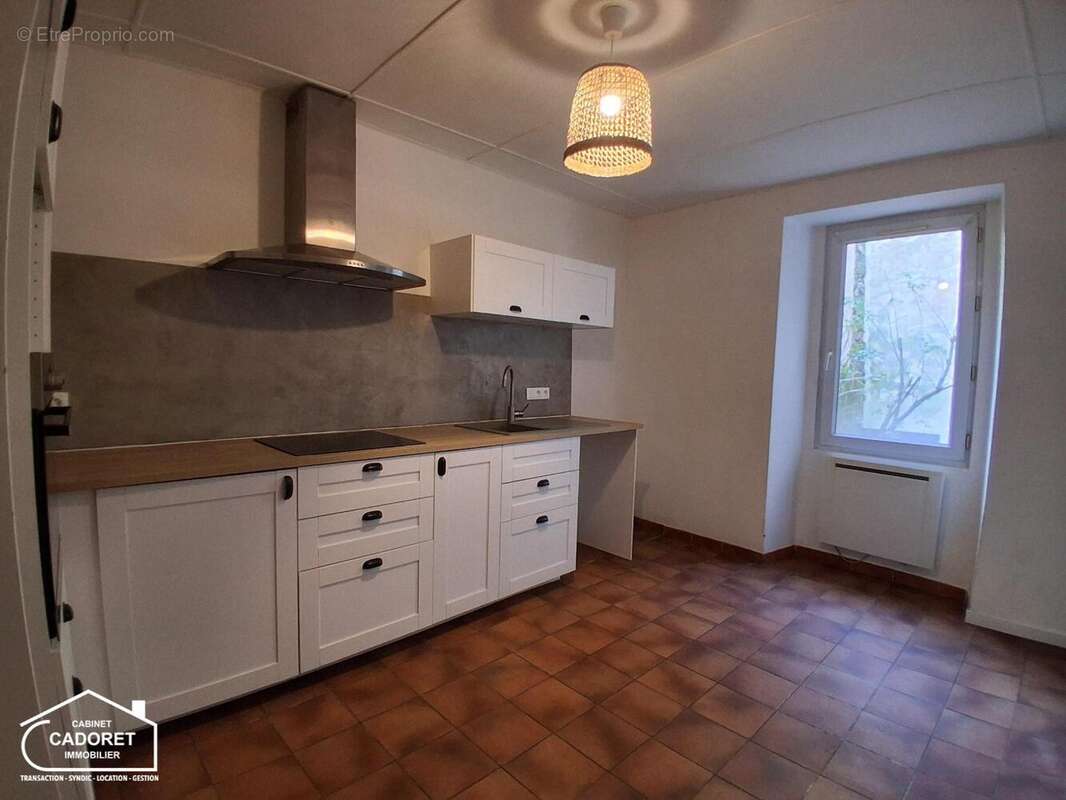   - Maison à PAIMBOEUF