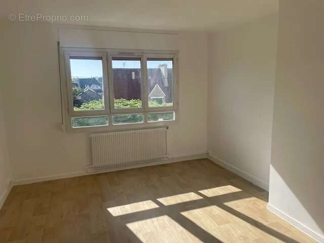 Appartement à SARTROUVILLE