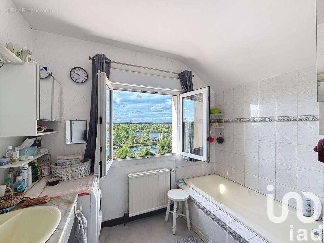 Photo 8 - Maison à BELLEVILLE-SUR-MEUSE