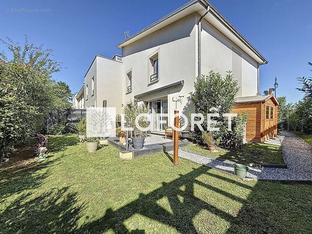 Maison à REAU