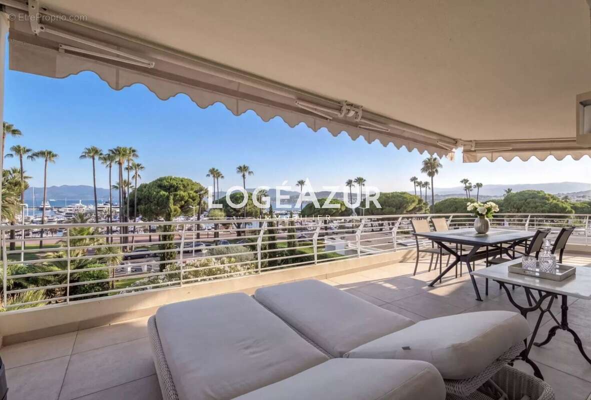 Appartement à CANNES