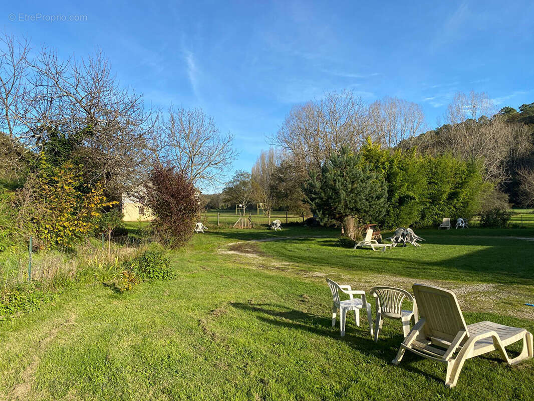 Propriété de charme toute en pierre du Périgord  225 m² - photo 5