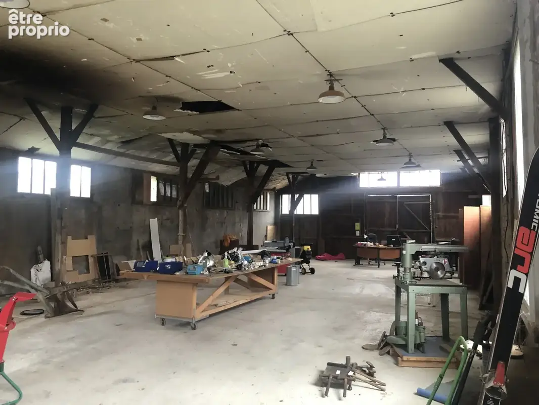 Ensemble commercial 327m2 - photo 3