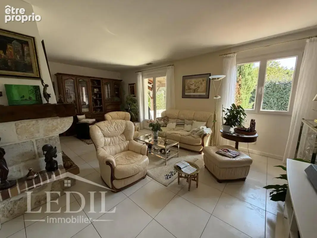 Magnifique villa avec piscine, garage et jardin - photo 9
