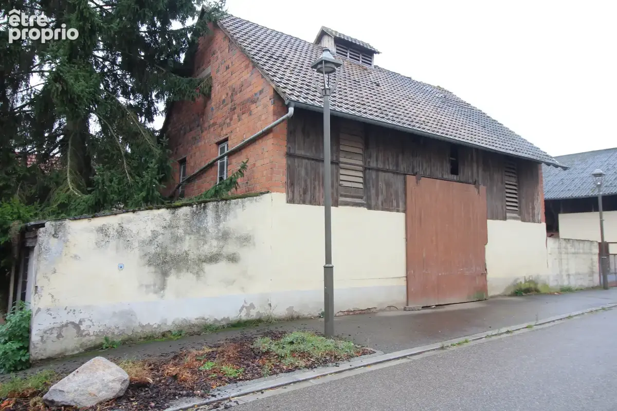 Ancien hangar aménageable en habitation - photo 2