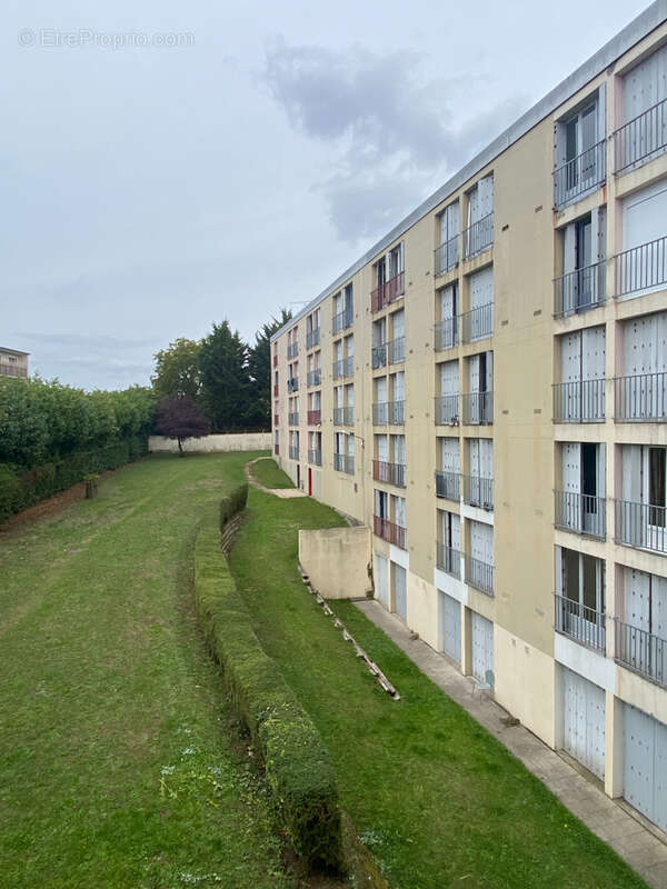 Evreux studio 29,35 m² - photo 2