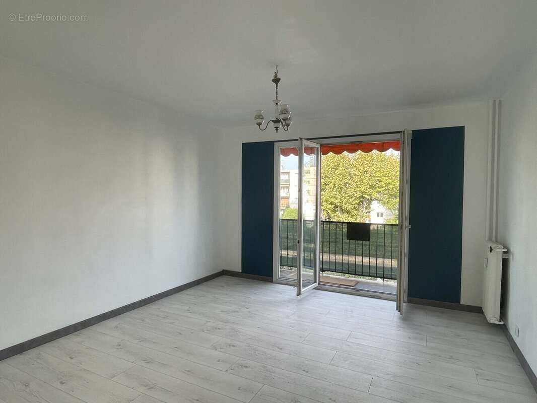 Appartement à MARSEILLE-13E