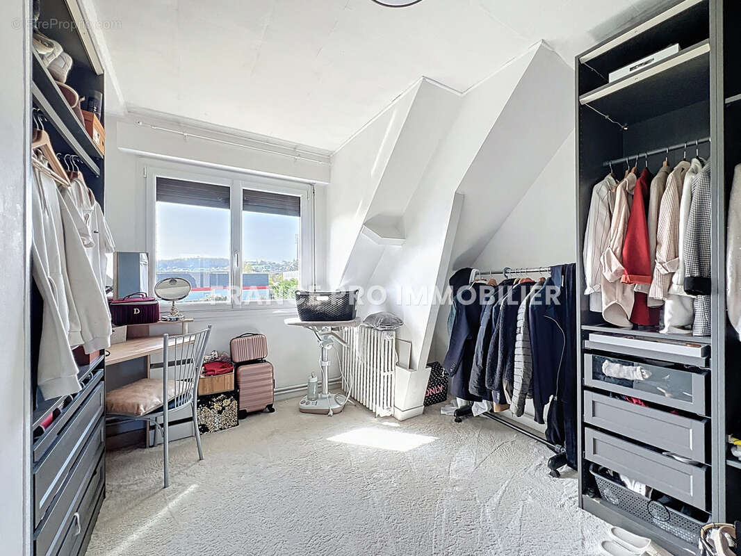 Maison à QUERQUEVILLE