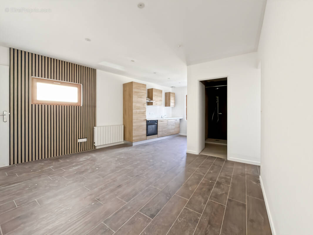 Appartement à ALBIGNY-SUR-SAONE