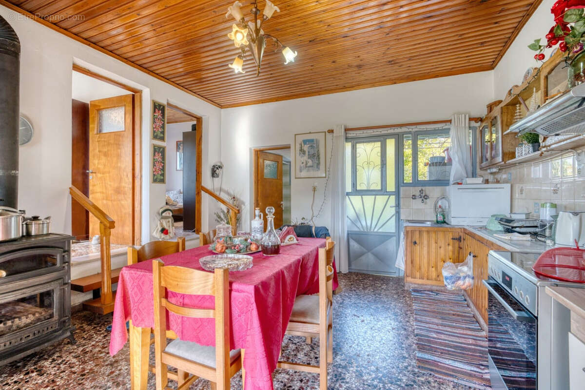 Maison à BASSENS