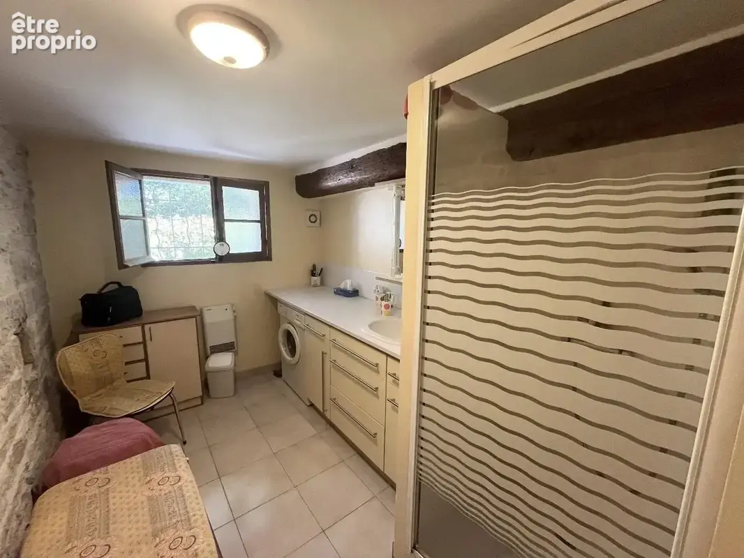 Maison de village rénovée avec 3 chambres et bel extérieur - photo 10