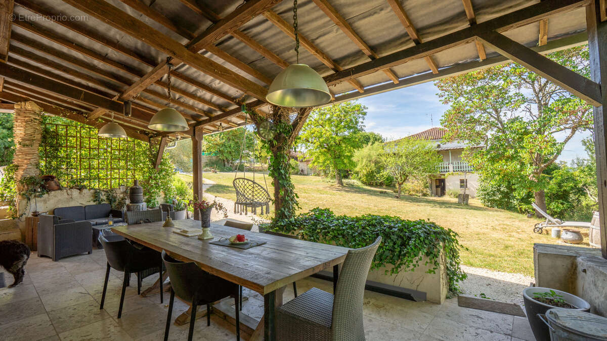 Maison à BAGAT-EN-QUERCY