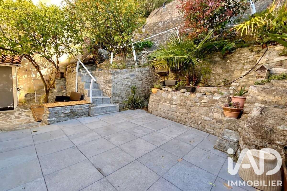 Appartement 35 m² à Amelie-Les-Bains-Palalda  - photo 2