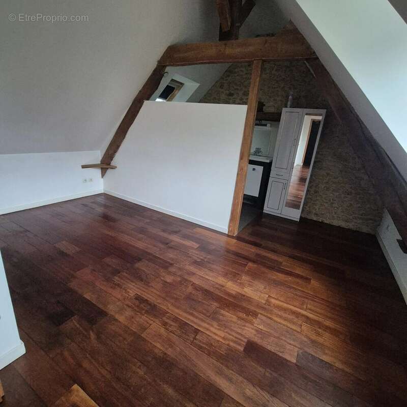 Maison à SAVIGNE-L'EVEQUE