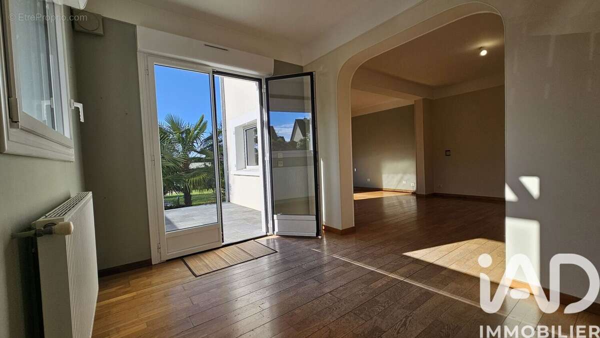 Photo 3 - Maison à NOISEAU