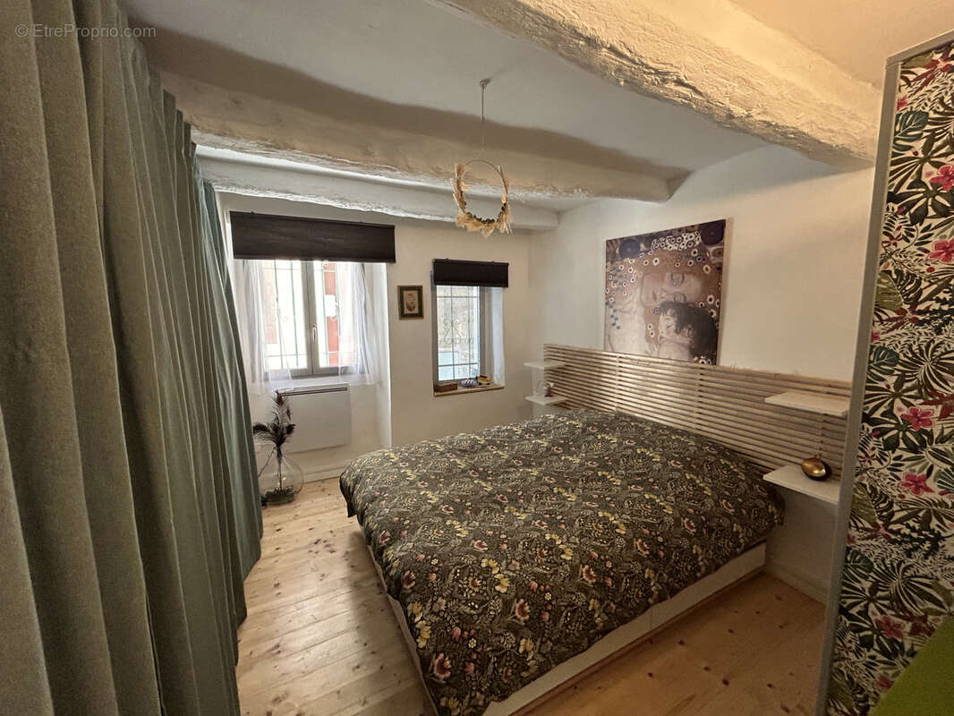 Maison à SAINT-QUENTIN-LA-POTERIE