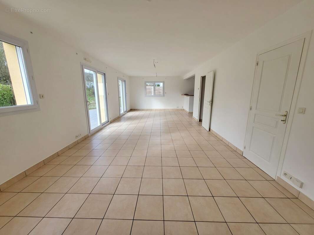 Maison contemporaine à vendre 8 pièces ARGOL (29) - photo 9
