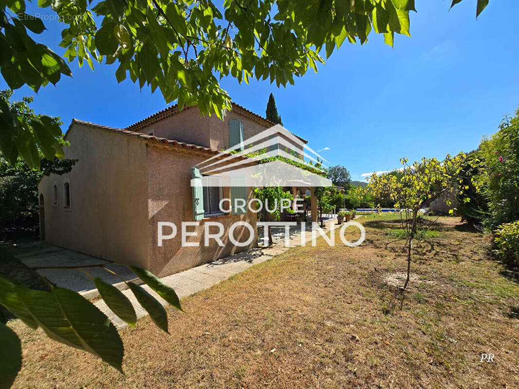 Maison à LA DESTROUSSE