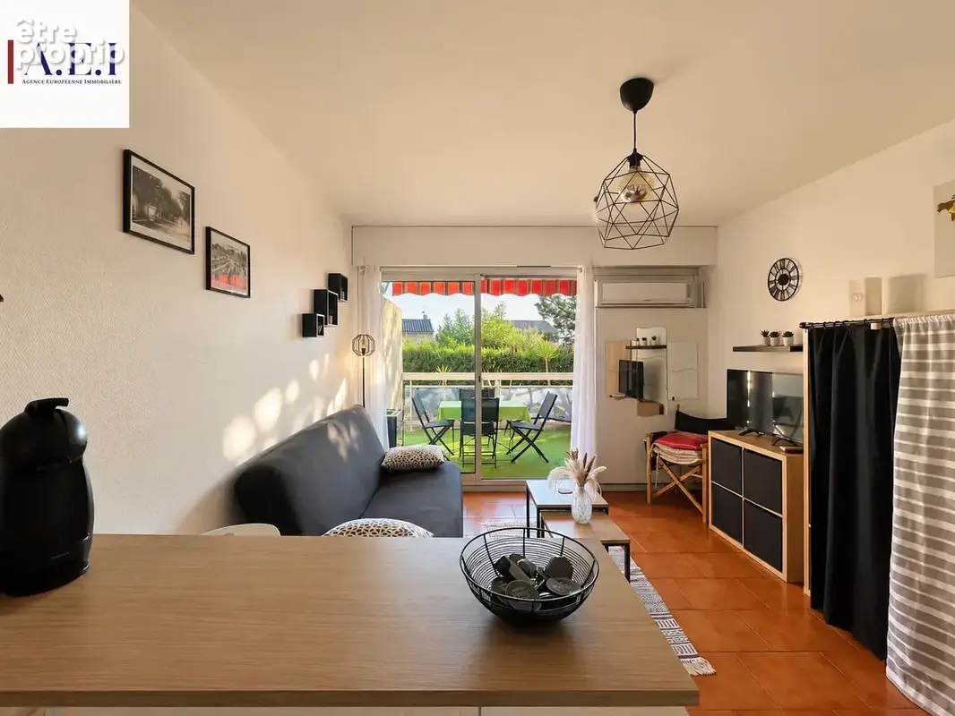 Bandol - Studio meublé avec terrasse & parking - photo 5