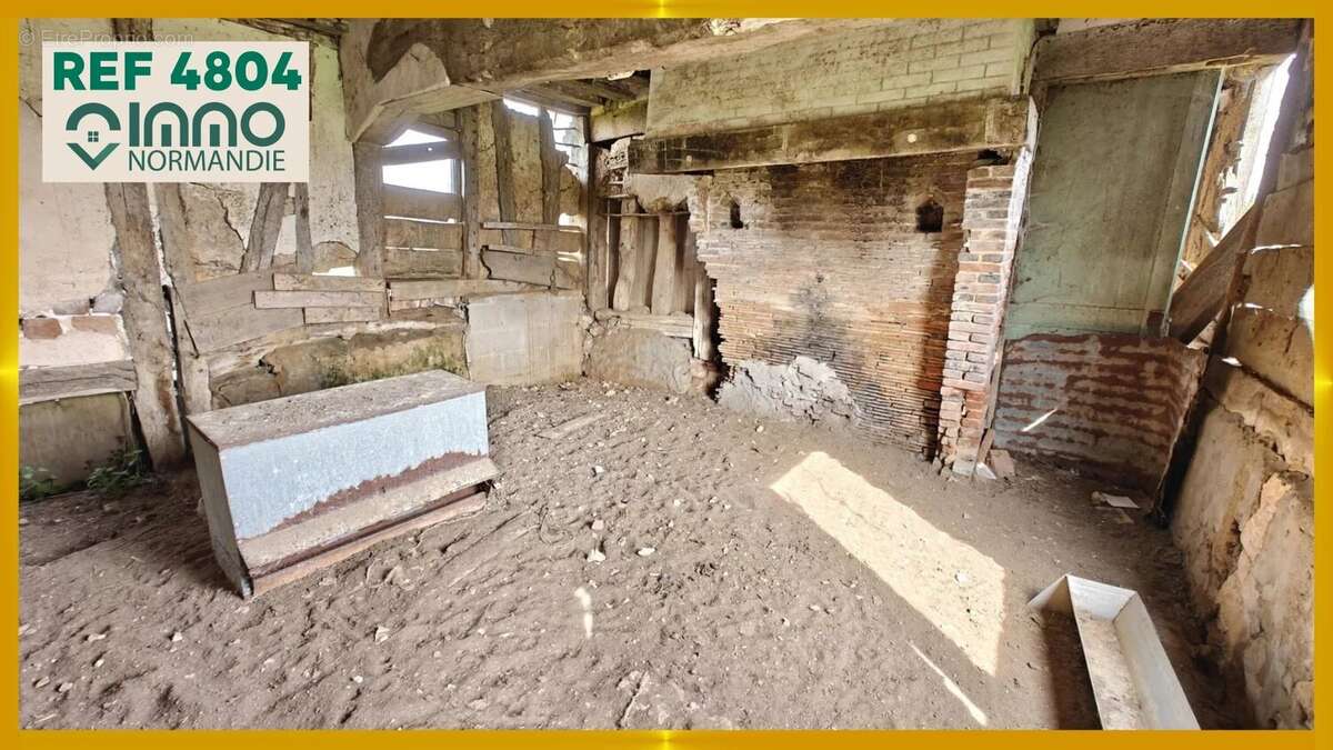 Terrain à SAINT-ELOI-DE-FOURQUES