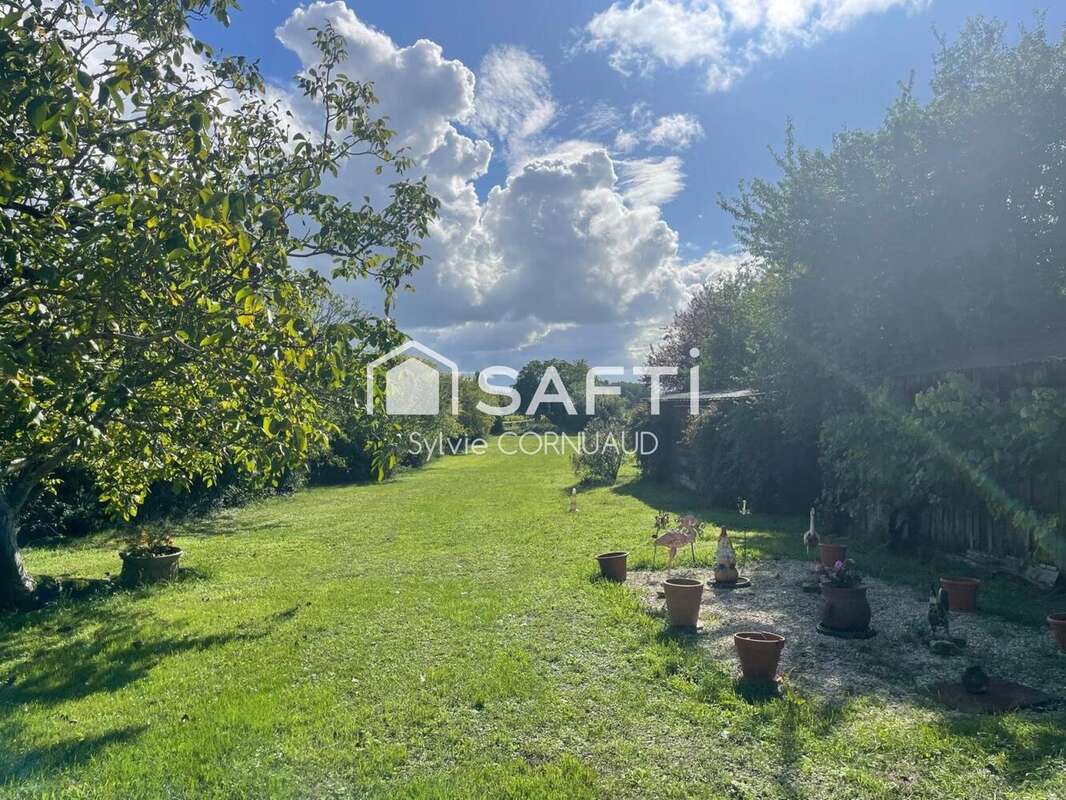 Photo 2 - Maison à COURCOURY