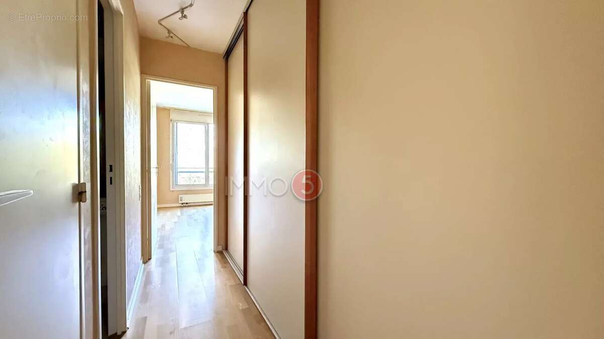 Appartement à LE RAINCY