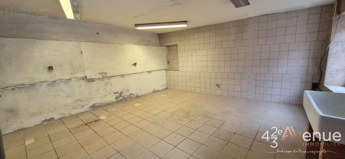 Commerce à SAINT-ETIENNE