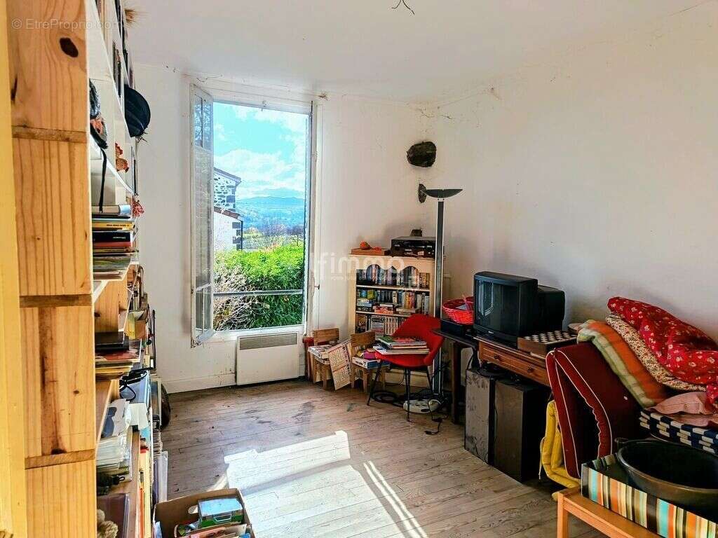 Maison à AYDAT