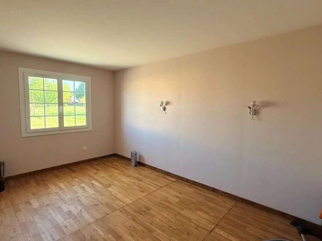 Maison à SAINT-SAVIN