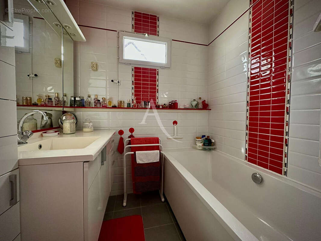 Maison à CHATEAUNEUF-EN-THYMERAIS