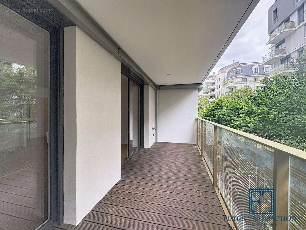 Appartement à ISSY-LES-MOULINEAUX