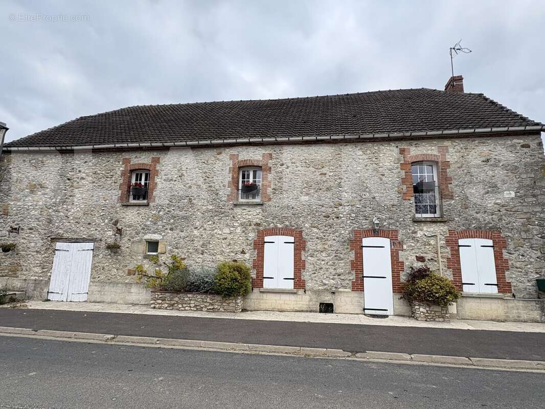 IMG_3162 - Maison à TREFOLS